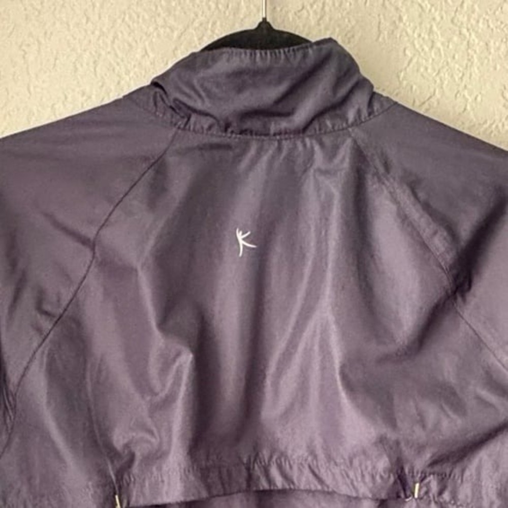 Danskin lightweight windbreaker Large (12-14) - Picture 3 of 11